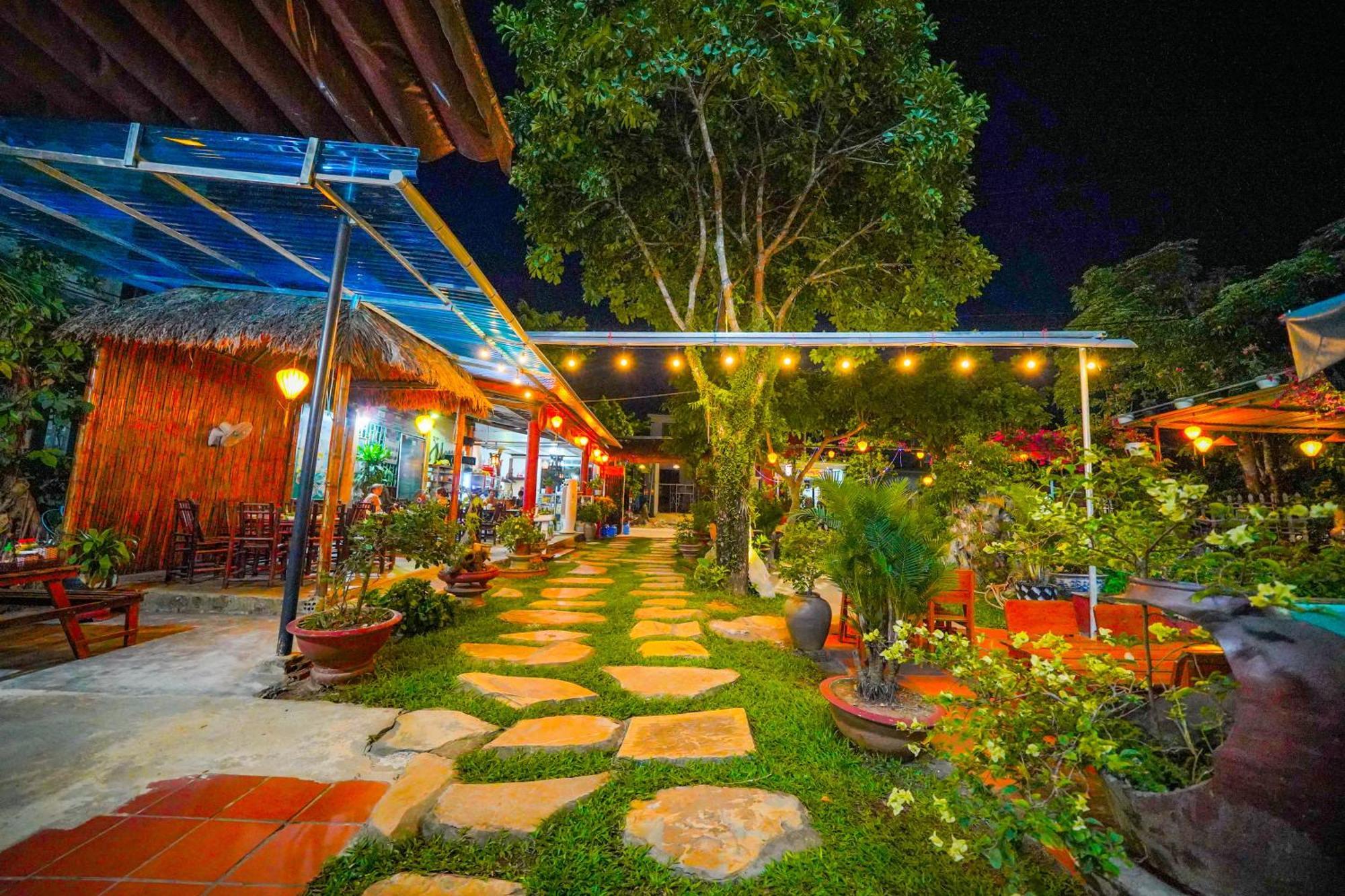 Phong Nha Tuan Garden House Apartamento Exterior foto